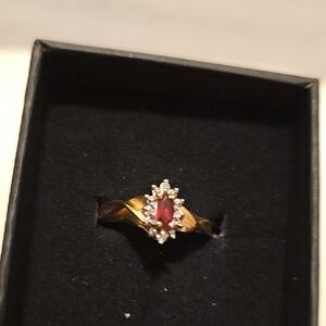 Elegant 10K Gold and Red Ruby Gemstone with Real Accent Diamonds  Ring Sz 7.5